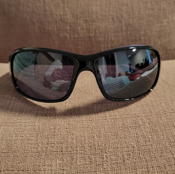 Unisex black sunglasses - Picture 1 of 5
